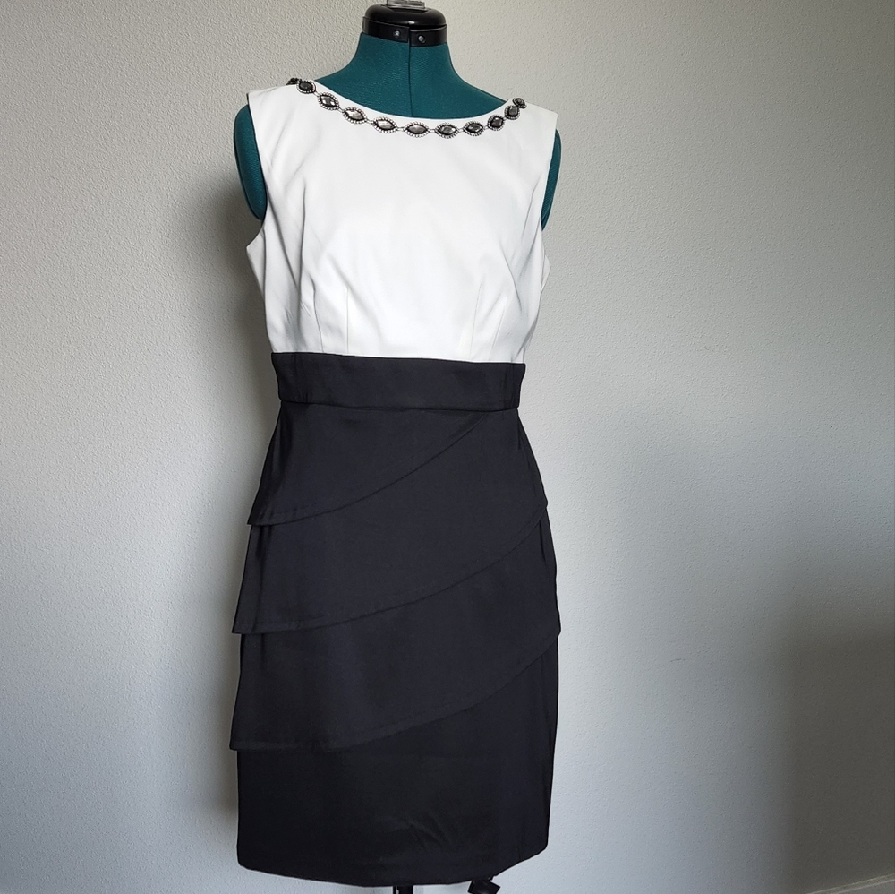 Connected Apparel Embellished White Black Tiered Dress Size 10P